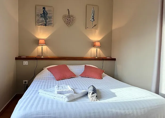 Le Four à Pain, Avec Piscine Et Proche Sarlat Casa vacanze